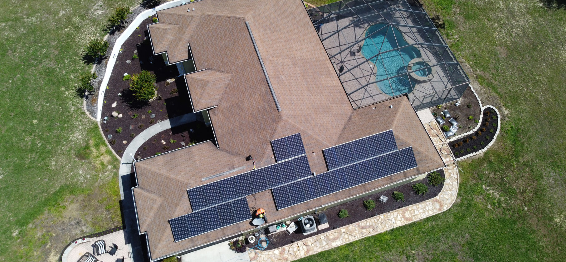 Beautiful Florida home with rejuvenated roof